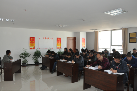集團(tuán)黨委委員、副總經(jīng)理劉玲同志宣講黨的十九大精神