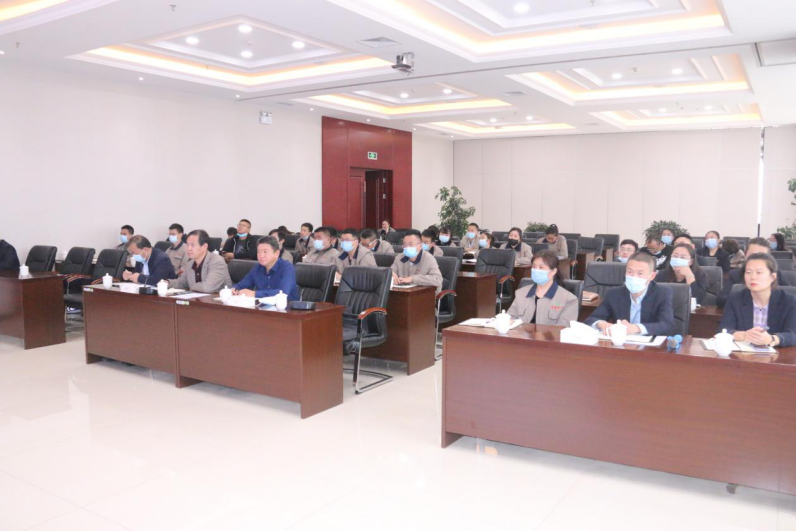 重學習、強隊伍、促發(fā)展――朝物開投公司舉辦網(wǎng)絡貨運知識培訓講座